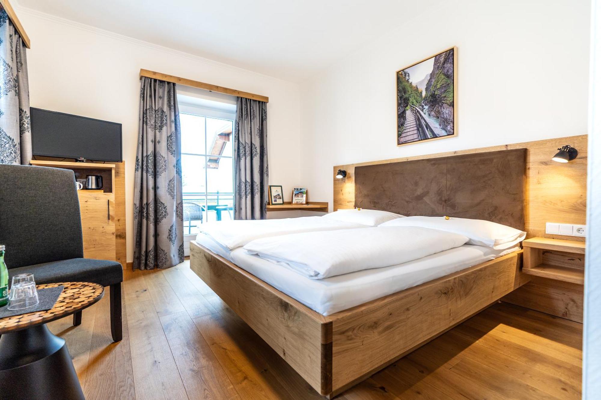 Hotel-Garni Schernthaner Sankt Gilgen Esterno foto