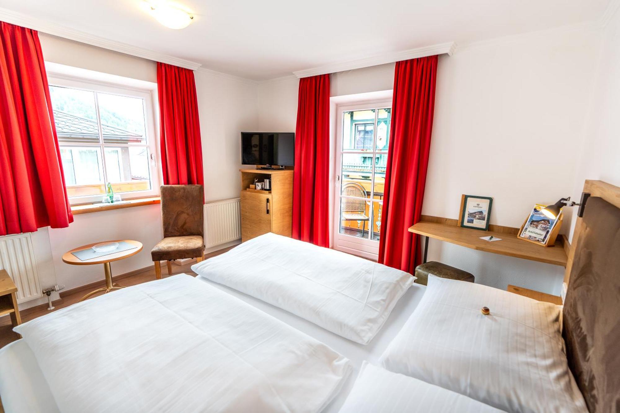 Hotel-Garni Schernthaner Sankt Gilgen Esterno foto