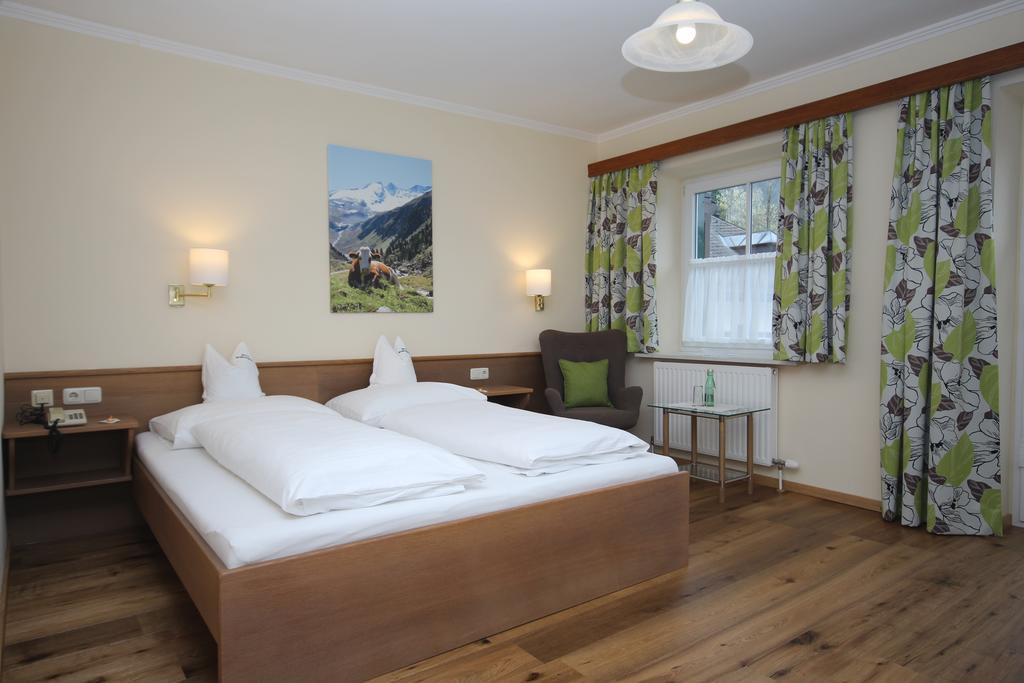 Hotel-Garni Schernthaner Sankt Gilgen Esterno foto