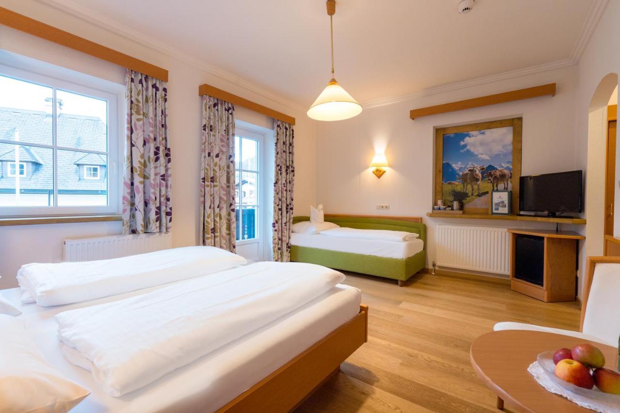 Hotel-Garni Schernthaner Sankt Gilgen Esterno foto
